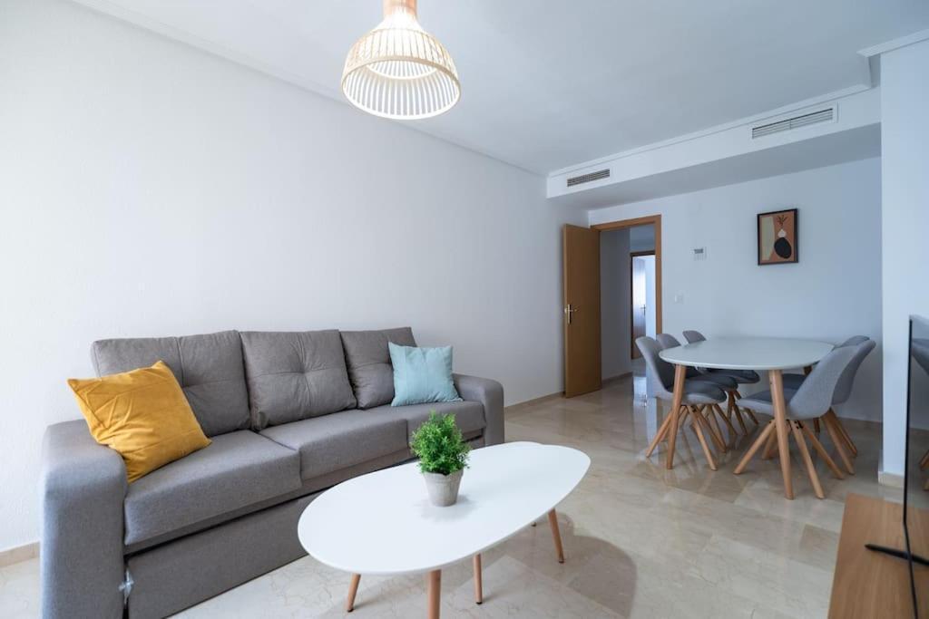 لقنت Amplio Apartamento 2 Dormitorios Cerca De La Playa المظهر الخارجي الصورة
